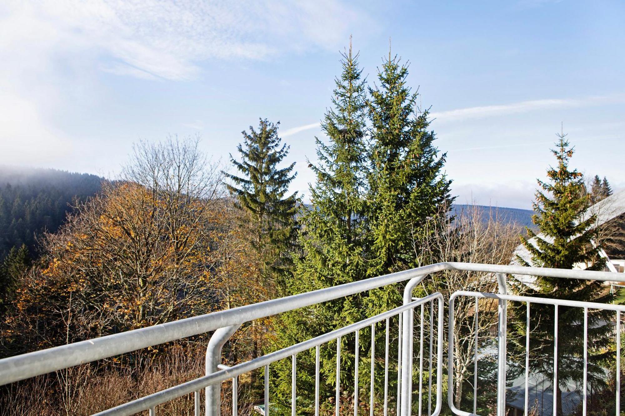 Ferienwohnung Tannenblick 6-2 Oberhof  Bagian luar foto